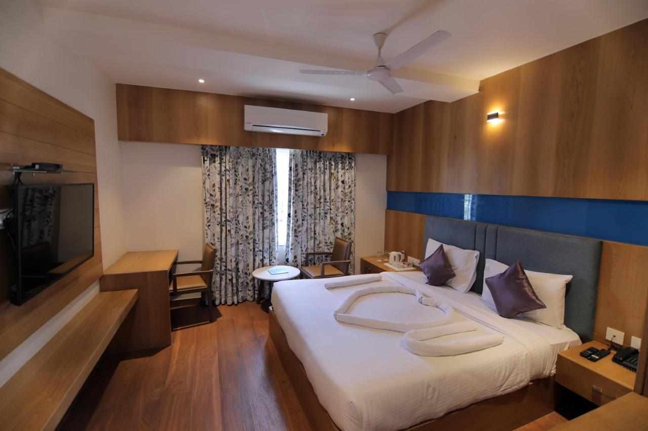 Hotel Mumbai House Express Udaipur Exterior photo