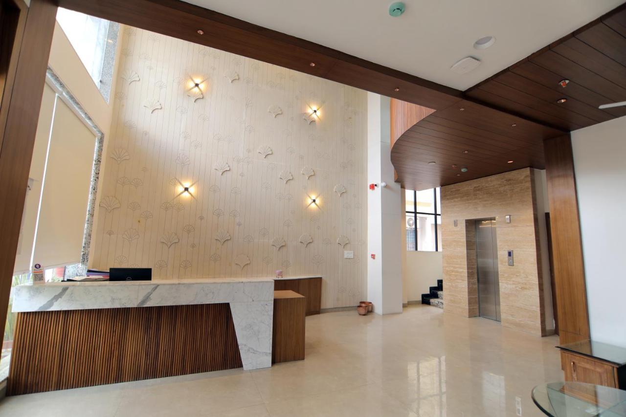 Hotel Mumbai House Express Udaipur Exterior photo